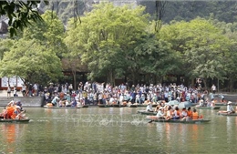 Ninh Bình đón trên 342.700 lượt du khách dịp nghỉ lễ 30/4 và 1/5