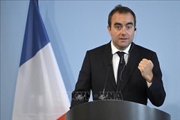 Pháp ngừng hợp tác quân sự với Gabon