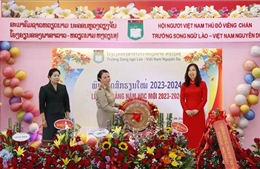Trường Song ngữ Lào - Việt Nam Nguyễn Du khai giảng năm học mới