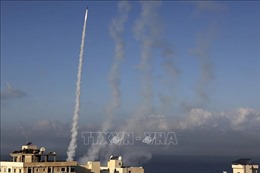 Nhiều thành phố tại Israel bị tấn công bằng rocket