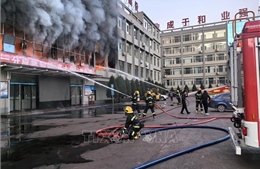 Hỏa hoạn ở Trung Quốc: Số nạn nhân thiệt mạng tăng lên 26 người