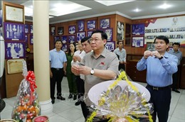 Chủ tịch Quốc hội Vương Đình Huệ tưởng nhớ, tri ân cố Chủ tịch Quốc hội Nguyễn Hữu Thọ