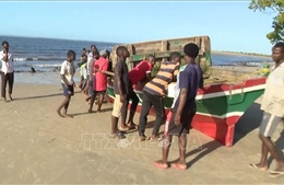 Tổng thống Mozambique cử đoàn cứu hộ hỗ trợ nạn nhân vụ chìm phà