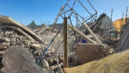 Nam Phi: Sập tòa nhà đang thi công làm hàng chục người bị mắc kẹt 
