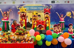 Đong đầy yêu thương Tết Trung thu của cộng đồng người Việt tại Singapore