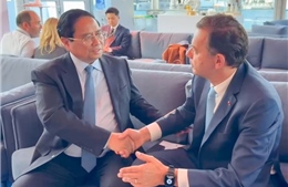 Thủ tướng Phạm Minh Chính gặp Thủ tướng Bồ Đào Nha Luis Montenegro
