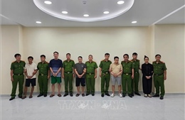 Triệt phá đường dây sản xuất dầu nhớt giả quy mô lớn