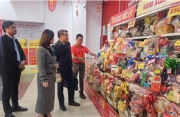 Kiểm tra bình ổn thị trường Tết 2026 tại Nghệ An, Hà Tĩnh