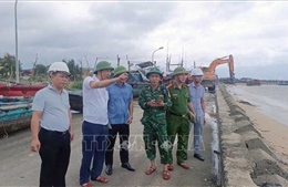 Đặc khu Bạch Long Vỹ (Hải Phòng) trong tâm bão số 4