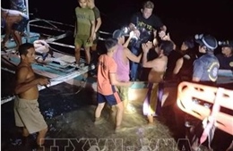 Cháy phà tại Philippines khiến ít nhất 5 người thiệt mạng, gần 90 người mất tích