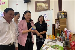 Vận động, khuyến khích người dân tăng cường tiêu dùng hàng Việt
