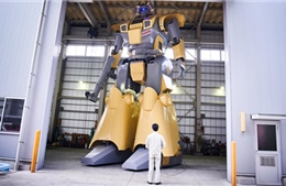 Nhật Bản: Ra mắt người máy biến hình khổng lồ