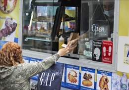 Mỹ: Người dân hạn chế ăn ngoài khi chi phí tăng mạnh
