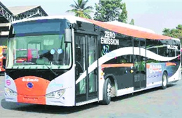 Ấn Độ triển khai xe buýt đầu tiên chạy bằng hydro