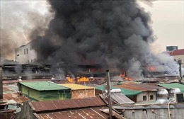 Hỗ trợ tiểu thương vụ cháy chợ Trung tâm huyện Ea Súp sớm ổn định kinh doanh
