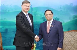 Thủ tướng Phạm Minh Chính tiếp Phó Chủ tịch Ủy ban châu Âu Valdis Dombrovski