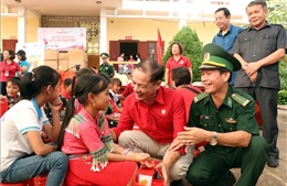 Hội Chữ thập đỏ Việt Nam phấn đấu trợ giúp 100.000 địa chỉ nhân đạo