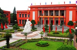 Đoàn Học viện Chính trị quốc gia Hồ Chí Minh thăm và làm việc tại Pháp
