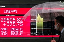Nhà đầu tư chứng khoán châu Á lo ngại khi Trung Quốc rơi vào giảm phát