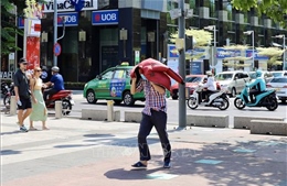 TP Hồ Chí Minh tiếp tục nắng nóng gay gắt, mùa mưa đến chậm