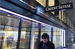 Giá cổ phiếu của Credit Suisse lao dốc gần 62%