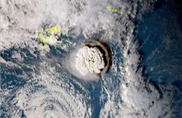 Sự kiện núi lửa ở Tonga phun trào hủy hoại tầng ozone
