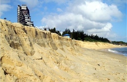 Đề xuất giải pháp khắc phục tình trạng sạt lở bãi biển Bảo Ninh