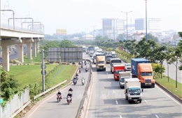 Xem xét mở rộng Quốc lộ 1A, đoạn qua TP Hồ Chí Minh