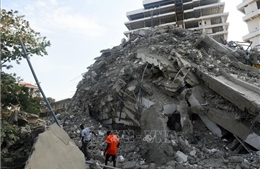 Sập trung tâm mua sắm đang xây dựng tại Nigeria, ít nhất 6 người thiệt mạng