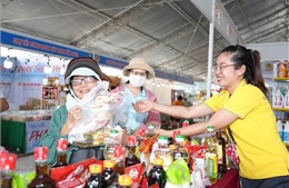 Tây Ninh: Chợ Tết Công đoàn phục vụ trên 10.000 lao động