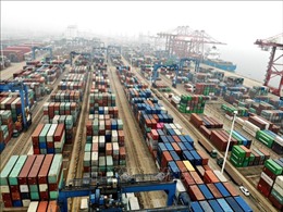 Trung Quốc: Xuất nhập khẩu tăng vượt dự báo trong hai tháng đầu năm