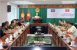 Cục phát triển - Bộ Quốc phòng Campuchia thăm, chúc Tết tại tỉnh Vĩnh Long