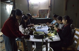 Giữ lửa Tết nơi nông trang Israel