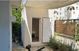 Tự đặt hầm trú ẩn trong sân nhà vì lo tên lửa, cặp vợ chồng ở Tel Aviv bị truy tố