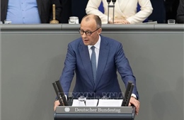 Cú sốc năng lượng làm nóng lại tranh cãi hạt nhân tại Đức