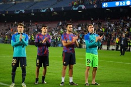 Năm thứ 2 liên tiếp, Barcelona dừng bước từ vòng bảng Champions League