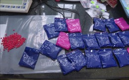 Một hành khách tử vong do nuốt gần 250 gói cocaine