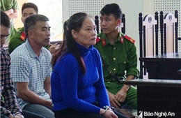 Vết trượt dài của nữ giáo viên miền núi Nghệ An