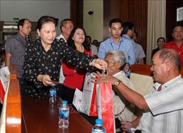Chủ tịch Quốc hội Nguyễn Thị Kim Ngân: Tỉnh Hậu Giang cần tìm đầu ra ổn định cho nông sản thế mạnh