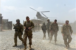 NATO xác nhận 2 lính Mỹ thiệt mạng trong vụ đoàn xe trúng mìn gài bên đường 