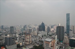 Thủ đô Bangkok tiếp tục chìm trong khói bụi ô nhiễm