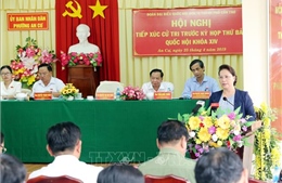 Chủ tịch Quốc hội Nguyễn Thị Kim Ngân tiếp xúc cử tri tại thành phố Cần Thơ