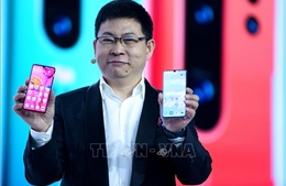 Huawei ra mắt smartphone &#39;siêu chụp hình&#39;