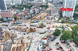 Toàn cảnh 'đại' công trường nút giao metro số 5 - Vành đai 1 ở Hà Nội
