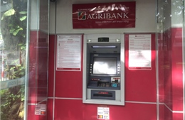 Đến ATM Agribank rút tiền, không cần thẻ