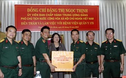 Phó Chủ tịch nước Đặng Thị Ngọc Thịnh thăm và làm việc tại Bệnh viện Quân y 175