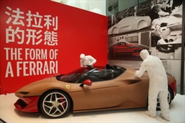 Triển lãm hơn 100 xe ô tô nhãn hiệu Ferrari nổi tiếng thế giới tại Macau