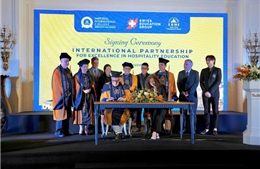 IIHC ký kết hợp tác chiến lược với Swiss Hotel Management School (Thụy Sĩ)