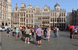 “Những ấm nước nóng” giữa lòng Brussels
