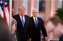 Tổng thống Trump và Phó Tổng thống Pence công du nước ngoài cùng lúc